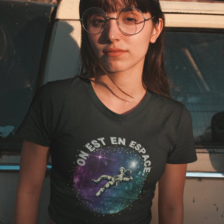 On est en espace | We are in space Women's Relaxed T-Shirt iAngelArt Shirts & Tops